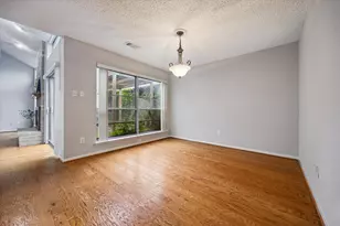 2016 Trixie Ln, Houston, TX 77042 - Photo 4