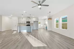 2315 Cedar St, Pearland, TX 77581 - Photo 4