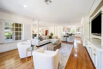 2 Soldiers Creek Circle, Hunters Creek Village, TX 77024 - Photo 12