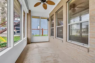 431 W Lake Shore Dr, Livingston, TX 77351 - Photo 20