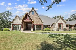 10682 Commonwealth Drive, Iola, TX 77861 - Photo 8