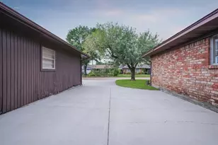 6302 Sioux Dr, Pasadena, TX 77503 - Photo 6