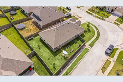 907 Youth Water Road, Montgomery, TX 77316 - Photo 2