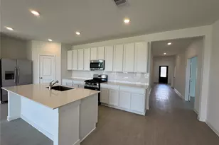 7827 Evening Emerald Dr, Rosharon, TX 77583 - Photo 2