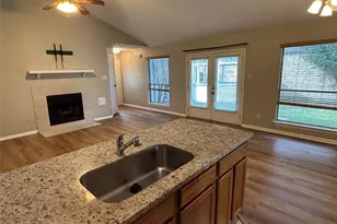 16715 Dale Oak Way, Houston, TX 77058 - Photo 4