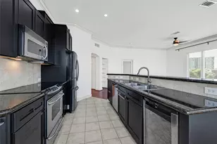 1900 Genesee St, Houston, TX 77006 - Photo 10