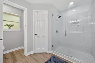 56 N Morningwood Ct, Spring, TX 77380 - Photo 38