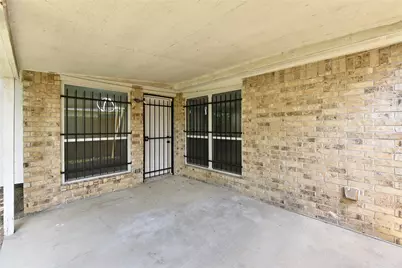 7034 River Bluff Drive, Houston, TX 77085 - Photo 30