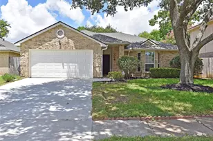 7034 River Bluff Dr, Houston, TX 77085 - Photo 1