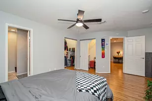 2425 Holly Hall St, Houston, TX 77054 - Photo 20