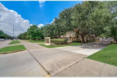 2425 Holly Hall Street #D56, Houston, TX 77054 - Photo 2