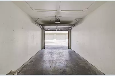2425 Holly Hall Street #D56, Houston, TX 77054 - Photo 26