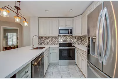 2425 Holly Hall Street #D56, Houston, TX 77054 - Photo 14