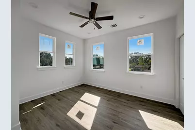 5427 Bellfort Avenue #B, Houston, TX 77033 - Photo 18