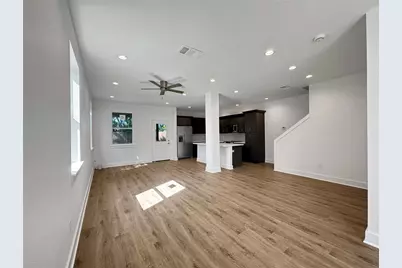 5427 Bellfort Avenue #B, Houston, TX 77033 - Photo 4