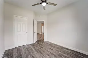 315 Apache Field Ln, La Marque, TX 77568 - Photo 22