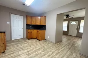 909 W Elder, Colmesneil, TX 75938 - Photo 14