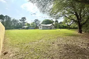 909 W Elder, Colmesneil, TX 75938 - Photo 22