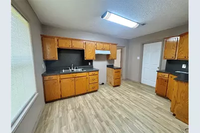 909 W Elder, Colmesneil, TX 75938 - Photo 12