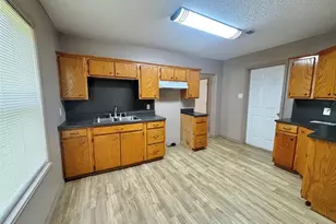 909 W Elder, Colmesneil, TX 75938 - Photo 12