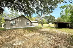 909 W Elder, Colmesneil, TX 75938 - Photo 4