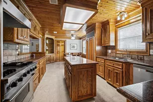 1102 Lehman St, Houston, TX 77018 - Photo 12