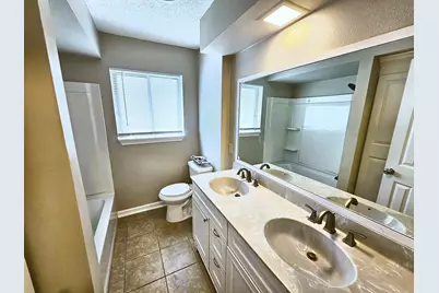 3040 Longwood Lane, Dickinson, TX 77539 - Photo 18