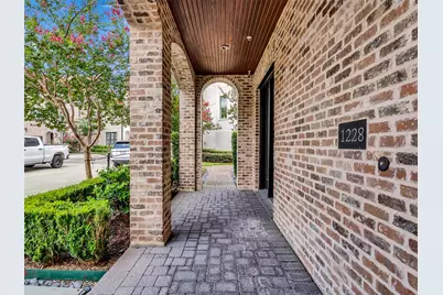 1228 Mosaico Lane, Houston, TX 77055 - Photo 4