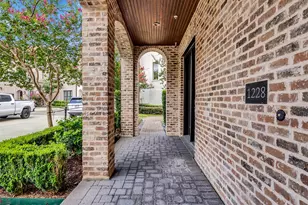 1228 Mosaico Ln, Houston, TX 77055 - Photo 4