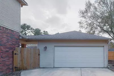 17527 Sandy Cliffs Drive, Houston, TX 77090 - Photo 48