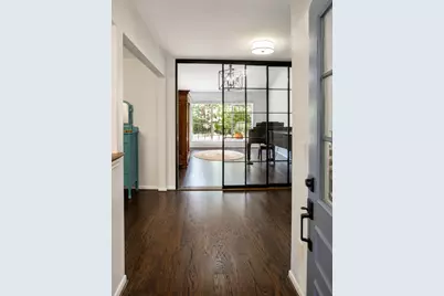 99 S Village Knoll Circle, The Woodlands, TX 77381 - Photo 2