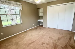 1221 Greenbriar Dr, Huntsville, TX 77340 - Photo 26