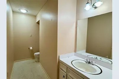 1221 Green Briar Drive, Huntsville, TX 77340 - Photo 12