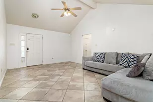 1438 Wall St, Beaumont, TX 77701 - Photo 2