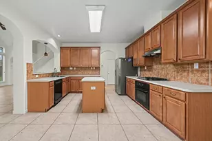 2710 Sienna Springs Dr, Pearland, TX 77007 - Photo 10