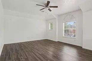 2710 Sienna Springs Dr, Pearland, TX 77584 - Photo 10
