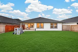 9713 Wall St, Texas City, TX 77591 - Photo 24