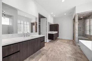 11107 Savannah Oaks Ln, Houston, TX 77043 - Photo 24