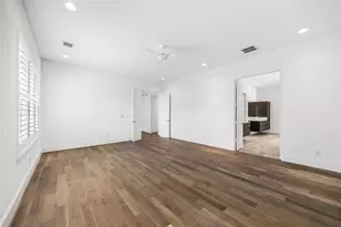 11107 Savannah Oaks Ln, Houston, TX 77043 - Photo 22