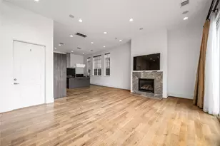 11107 Savannah Oaks Ln, Houston, TX 77043 - Photo 10