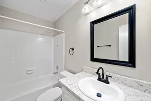 11911 Plumbrook Dr, Houston, TX 77099 - Photo 18