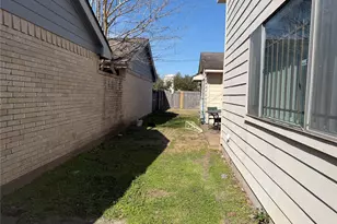 1438 Hunters Park Dr, Missouri City, TX 77489 - Photo 14