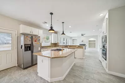 12310 Shadow Island Drive, Houston, TX 77082 - Photo 10