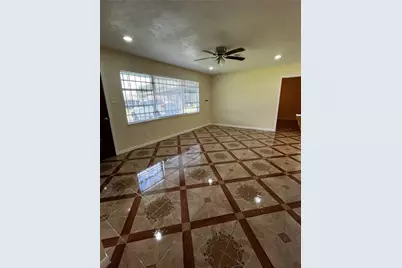 3163 Roe Drive, Houston, TX 77087 - Photo 20