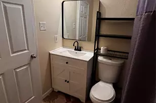 3163 Roe Dr, Houston, TX 77087 - Photo 36
