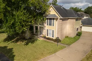 4131 Club Valley Dr Dr, Houston, TX 77082 - Photo 2