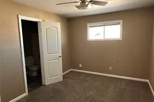 516 Holiday Dr, Galveston, TX 77550 - Photo 6