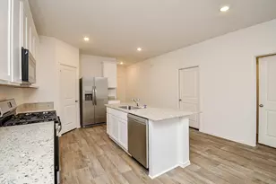 3806 Axyl Run Ct, Fulshear, TX 77441 - Photo 6