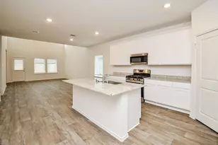 3806 Axyl Run Ct, Fulshear, TX 77441 - Photo 8