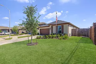 9402 Dearborn Creek Dr, Cypress, TX 77433 - Photo 2